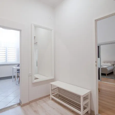 Apartamenty Emilia Gniezno Exterior photo