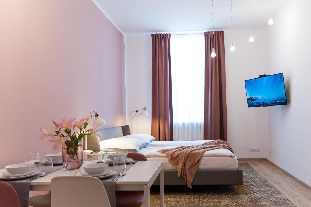 Emilia Apartment